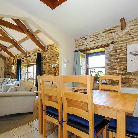 Lily Cottage Looe Bagian luar foto