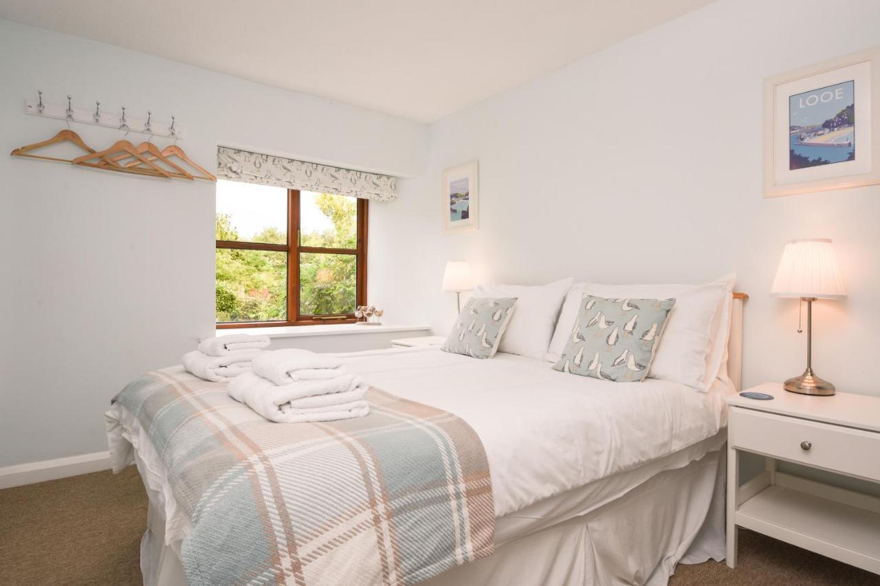 Lily Cottage Looe Bagian luar foto