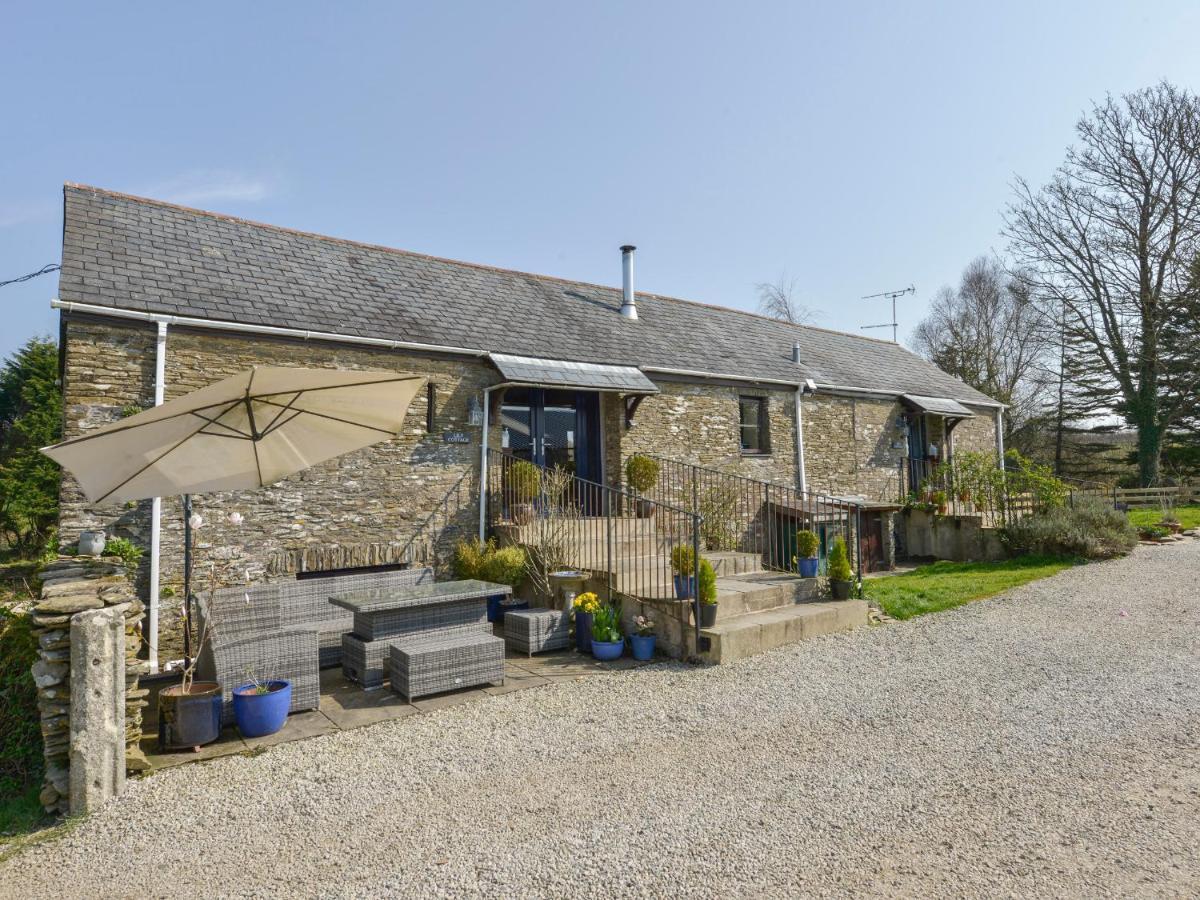 Lily Cottage Looe Bagian luar foto
