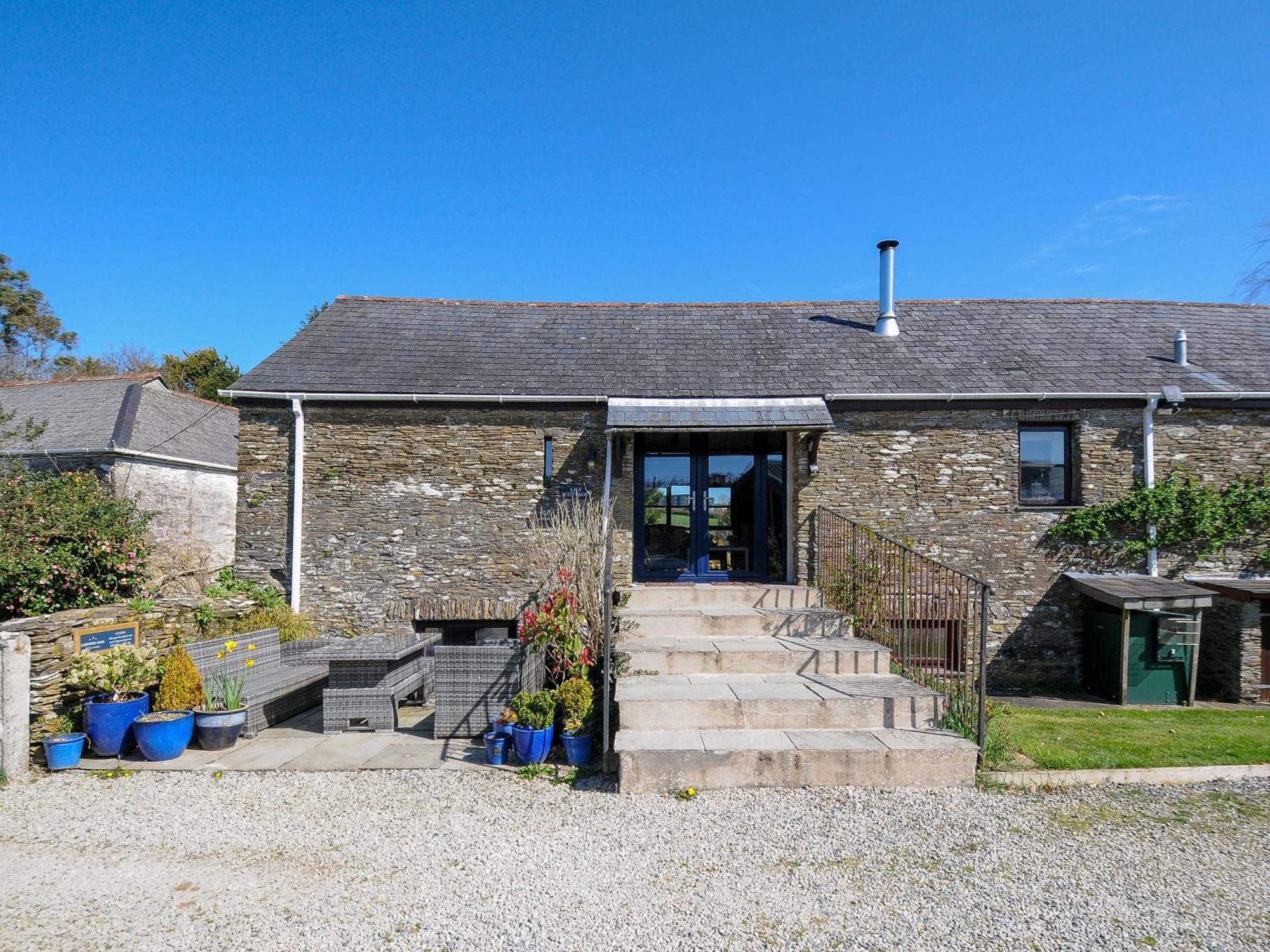 Lily Cottage Looe Bagian luar foto